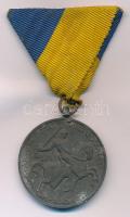 1941. Délvidéki Emlékérem cink emlékérem mellszalaggal. Szign.: BERÁN L. T:2 kis patina Hungary 1941. Commemorative Medal for the Return of Southern Hungary zinc medal ribbon. Sign.:BERÁN L. C:XF small patina NMK 429.