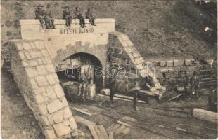 1923 Vulkán, Zsilyvajdejvulkán, Jiu-Vaidei-Vulcan, Vulcan; Keleti altáró, csilléket vontató bányaló, iparvasút, bányászok / mine, industrial railway, mining horse, miners, mine carts (EB)