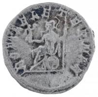 Római Birodalom / Róma / I. Philippus 244-247. Antoninianus Ag (3,85g) T:2,2-
Roman Empire / Rome /...