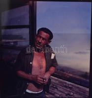 Balatonfüredi hajógyár, színes diakép, 8 db, 6x6 cm és 6x12,5 cm közötti méretekben, papír tokban