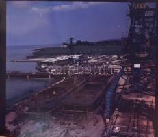 Balatonfüredi hajógyár, színes diakép, 8 db, 6x6 cm és 6x12,5 cm közötti méretekben, papír tokban