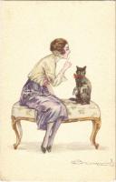 1922 Lady with cat. Italian art postcard. 679-2. s: Bompard (EK)