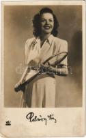 1943 Pelsőczy Irén színésznő teniszütővel (EK)