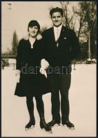 Rotter Emília "Baby" (1906-2003) világbajnok műkorcsolyázó saját kézzel írt lapja családjá...