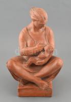 Mikus Sándor (1903-1982) Anya gyermekével. Terrakotta szobor, jelzett, hibátlan. m: 36 cm