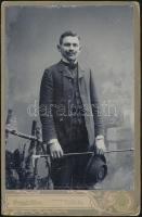 cca 1910 Cegléd, Conrádt Vilma utóda Kövesy fényképész műtermében készült keményhátú vintage fotó, 16,6x10,8 cm