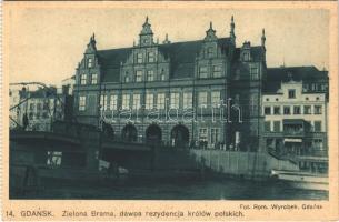 Gdansk, Danzig; Zielona Brama, dawna rezydencja królów polskich / former residence of Polish kings, bridge, shops (from postcard booklet)