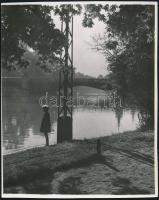 cca 1938 Budapest, Reich Péter Cornel hagyatékából, jelzés nélküli vintage fotó (Városligeti-tó), 22x18 cm