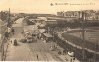 Blankenberge, Un coin du parc et la route dOstende / park, street, tram station