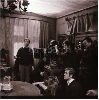 1970 Szerelmesek című film forgatásán készült nagy fotóriport (szereplők, helyszínek, stábtagok, stb...