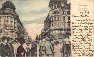 1907 Budapest VIII. Kerepesi út (Blaha Lujza tér), zálogkölcsön, Pesti hazai első takarékpénztár egyesület, Kartschmaroff drogéria, villamos. Montázs előkelő hölgyekkel és urakkal