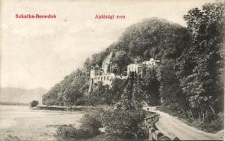 Szkalka Benedek apátsági rom