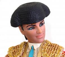 2 db Marin Chiclana vintage spanyol baba figura, műanyag, díszes szövet öltözetben, arc kézzel feste...