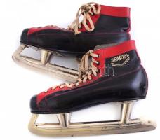 Spartan vintage kanadai korcsolya, bőr-fém, jelzett, kopott, méret: 11, hossz: 31,5 cm