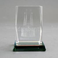 Barcelona, színes, üveg dísztárgy, kis csorbával, m: 6,5 cm