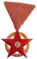 1957. Vörös Csillag Érdemrend aranyozott, zománcozott bronz kitüntetés mellszalagon T:1 Hungary 1957. Order of The Red Star gilt, enamelled Br decoration on ribbon C:UNC NMK 611.