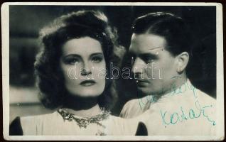 Karády Katalin fotólap a színésznő saját kezű aláírásával (hátold. sérült)