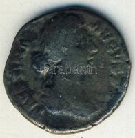 Római Császárság FAUSTINA MINOR 139-176. Denár Ag T:3