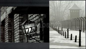 cca 2000 Auschwitz fotókon, 10 db képet tartalmazó mappa