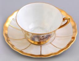 Porcelán csésze aljjal, aranyszínű és figurális dekorral, matricás, jelzett, apró kopásnyomokkal, csésze m: 4 cm. alj d. 11 cm