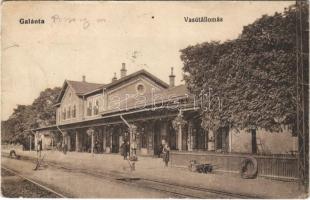 Galánta, vasútállomás. Adamkó Béla kiadása / railway station (EK)