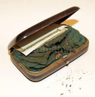 Cca 19. század eleje (1920 körül) feltehetően orosz burnóttartó Ag 180g, benne régi dohány, cigarettapapírok