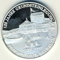 NSZK 1997. "Bayreuth-125 éves az Ünnepi játékok háza" Ag emlékérem 14,8g T:PP