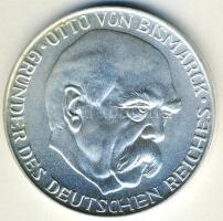 NSZK 1971. "Császárság kikiáltásának 100. évfordulója-Otto Bismarck" Ag emlékérem 25g T:BU