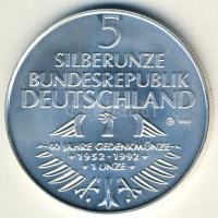 NSZK 1992. "40 éves az első emlékérem" Ag emlékérem 1oz (31,103g) T:BU