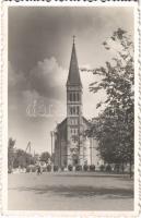 1944 Jászkisér (Jászapáti), római katolikus templom. Jászkiséri Hangya kiadása, photo