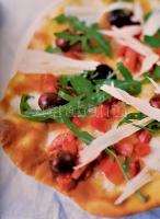 Jamie Oliver: A pucér szakács visszatér. Dobi Ildikó fordítása. Bp, 2004, Park. Színes fotókkal gazd...