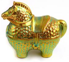 Zsolnay lovacska, eozin mázas, (tervező Nádor Judit), talpán kis máz kopás, m:14 cm, h:16 cm