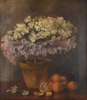 Sass Margit (1892-): Csendélet virággal és gyümölcsökkel. Olaj, vászon, javított. Jelzett. Kissé sérült fa keretben. 75x65,5 cm