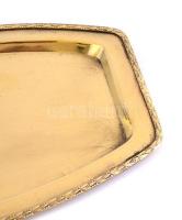 Réz tálca, "BECZÁSSY-BUDAPEST" jelzéssel, kis kopásokkal, 23x14 cm + hozzáillő 3 db talpas...