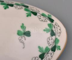 Herendi petrezselyem mintás porcelán tojás. Kézzel festett, jelzett, apró lepattanással. 13,5x10 cm