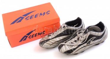 Seems Tiger NC foci cipő, szintetikus bőr felsőrész, gumi talp, 43, eredeti karton dobozban