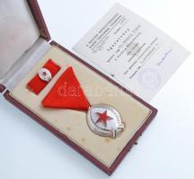 1983. "Munka Érdemrend" ezüst fokozata, ezüstözött, zománcozott Br kitüntetés mellszalagon...