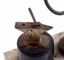 Kovácslegény, réz figura, kőzúzalék talapzaton, 8×11×5 cm