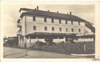 1954 Révfülöp, szálloda, vendéglő és étterem, útjelző tábla. Képzőművészeti Alap Kiadóvállalat (EK)