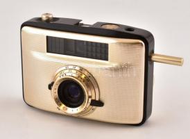 Penti II fényképezőgép, Meyer-Optik Domiplan 30mm f/3.5 objektívvel, működőképes, szép állapotban / Vintage German half-frame camera in good, working condition