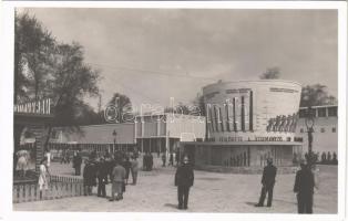 1940 Budapest, Nemzetközi Vásár, A magyar gépipar fejlődése, rendőrök + So. Stpl