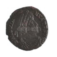 Római Birodalom / Siscia / Jovianus 363-364. AE3 Br (3,54g) T:1-
Roman Empire / Siscia / Jovian 363...