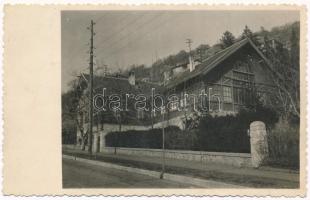 1943 Pécs (?), ház. photo