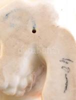 Royal Dux porcelán oroszlánkölyök, kézzel festett, jelzett, kis kopásnyomokkal, 14×7,5 cm