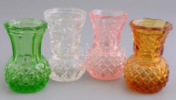 4 db különböző színű üveg váza. 8 cm