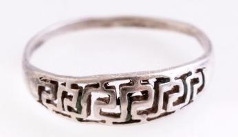 Ezüst (Ag) görög mintás gyűrű, jelzett 1,5 g, m: 61