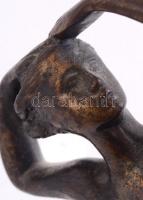 Balett táncos. Bronz szobor, alabástrom talpazaton. Jelzés nélkül. m: 25 cm