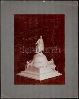 cca 1896 Kossuth emlékmű szoborterve, 22,5x16,3 cm, karton 31x24,8 cm