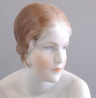 Herendi térdelő akt, kézzel festett, jelzett (Lux Elek), kis karc a mázon, Tertia, m:35 cm