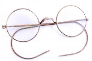 Régi rugós szárú fém szemüveg, üvegekkel